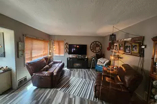 819 2nd St SW, Pipestone, MN 56164 - Photo 18