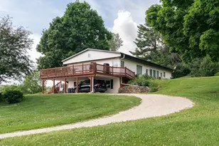 202 Ridgeview Ln S, Lanesboro, MN 55949 - Photo 1