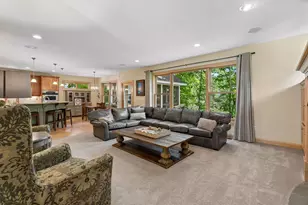 2866 Timberview Trail, Chaska, MN 55318 - Photo 10