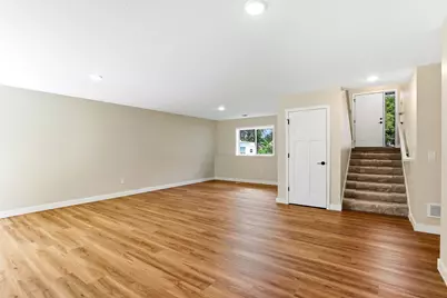 1102 2nd Street SE, Faribault, MN 55021 - Photo 8