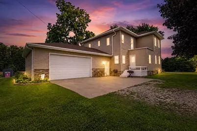 19933 900th Avenue, Austin, MN 55912 - Photo 1