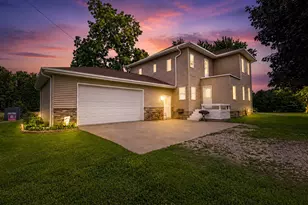 19933 900th Ave, Austin, MN 55912 - Photo 1
