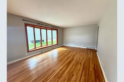 225 Sunrise Blvd Boulevard, Redwood Falls, MN 56283 - Photo 6