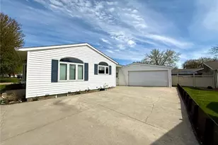225 Sunrise Blvd Blvd, Redwood Falls, MN 56283 - Photo 56