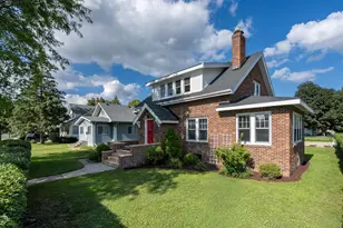 802 Range St, North Mankato, MN 56003 - Photo 2