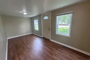 2103 3rd Ave NE, Austin, MN 55912 - Photo 2