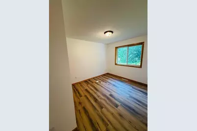 1032 Glade View Court, Saint Cloud, MN 56303 - Photo 12
