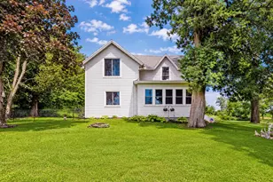 6134 118th Street SE, Blooming Prairie, MN 55917 - Photo 1