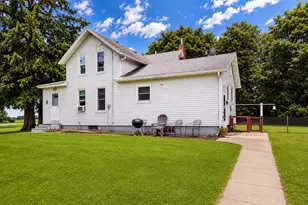 6134 118th Street SE, Blooming Prairie, MN 55917 - Photo 8