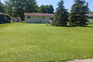 515 Vernon Pl, Fergus Falls, MN 56537 - Photo 4