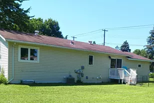 515 Vernon Pl, Fergus Falls, MN 56537 - Photo 32