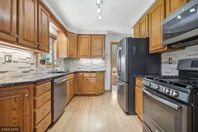 8942 York Road S, Bloomington, MN 55431 - Photo 10