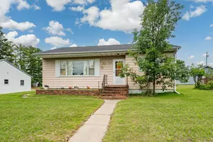 507 NW 16th Ave, Grand Rapids, MN 55744 - Photo 2
