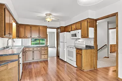 2003 28th Avenue NW #103, New Brighton, MN 55112 - Photo 14