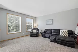 2066 Wellens St, Chaska, MN 55318 - Photo 2
