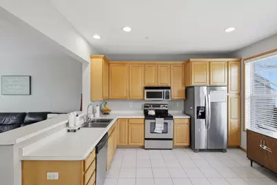 2066 Wellens Street, Chaska, MN 55318 - Photo 6