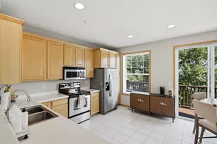 2066 Wellens St, Chaska, MN 55318 - Photo 8