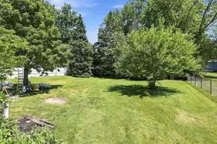 340 Ranchview Ln N, Plymouth, MN 55447 - Photo 38
