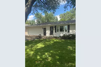 340 Ranchview Lane N, Plymouth, MN 55447 - Photo 2
