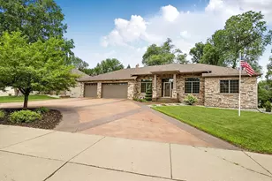 2011 Temminck Rd, Saint Cloud, MN 56301 - Photo 4