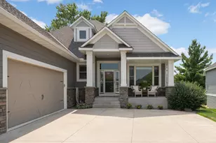 1934 Annika Dr N, Lake Elmo, MN 55042 - Photo 10
