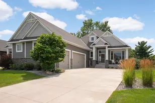1934 Annika Dr N, Lake Elmo, MN 55042 - Photo 8