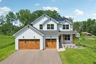 399 Tessier Ct, Saint Paul, MN 55127 - Photo 2