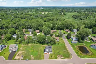 399 Tessier Ct, Saint Paul, MN 55127 - Photo 58