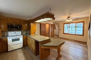 505 Central Ln, Luverne, MN 56156 - Photo 12