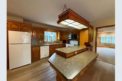 505 Central Lane, Luverne, MN 56156 - Photo 10