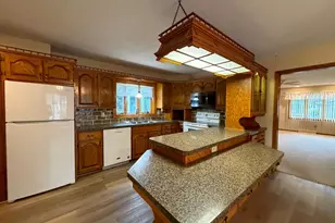 505 Central Ln, Luverne, MN 56156 - Photo 10