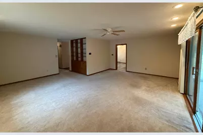 505 Central Lane, Luverne, MN 56156 - Photo 18