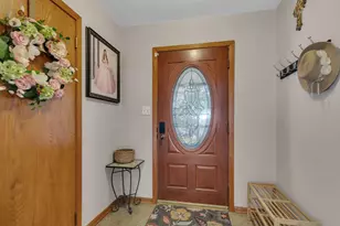 415 4th St N, Sauk Rapids, MN 56379 - Photo 2