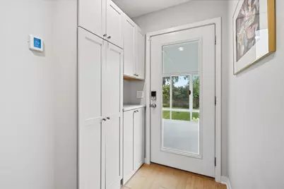 1264 Hoyt Avenue W, Saint Paul, MN 55108 - Photo 10