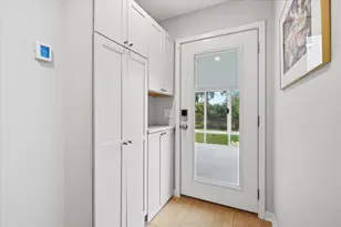 1264 Hoyt Ave W, Saint Paul, MN 55108 - Photo 10