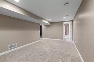 2930 Cleveland St NE, Minneapolis, MN 55418 - Photo 26