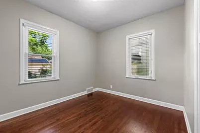 2930 Cleveland Street NE, Minneapolis, MN 55418 - Photo 18