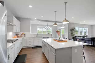 6332 Apple Ct, Inver Grove Heights, MN 55077 - Photo 6