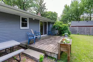 2327 Circle Dr, White Bear Lake, MN 55110 - Photo 26