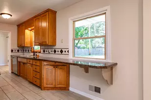 2327 Circle Dr, White Bear Lake, MN 55110 - Photo 12