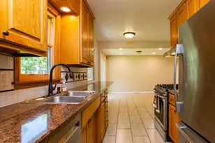 2327 Circle Dr, White Bear Lake, MN 55110 - Photo 10