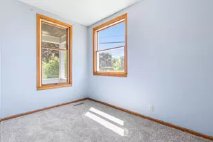 979 Victoria St N, Saint Paul, MN 55103 - Photo 12