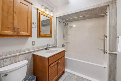 1301 Victoria Street N, Saint Paul, MN 55117 - Photo 16