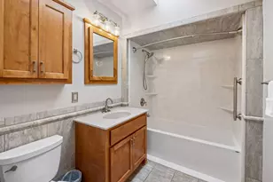 1301 Victoria St N, Saint Paul, MN 55117 - Photo 16