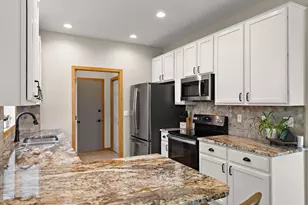 8370 Crabapple Ct, Victoria, MN 55386 - Photo 14