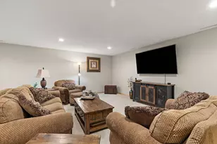 8370 Crabapple Ct, Victoria, MN 55386 - Photo 40