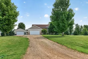1456 129th St, New Richmond, WI 54017 - Photo 2