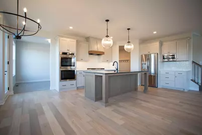 3710 Knightsbridge Lane N, Lake Elmo, MN 55042 - Photo 8