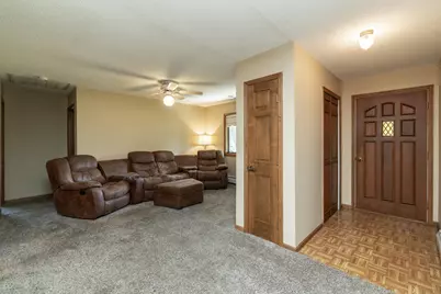 10046 Park Avenue S, Bloomington, MN 55420 - Photo 10