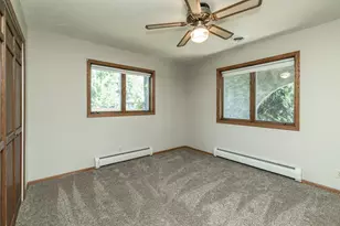 10046 Park Ave S, Bloomington, MN 55420 - Photo 16